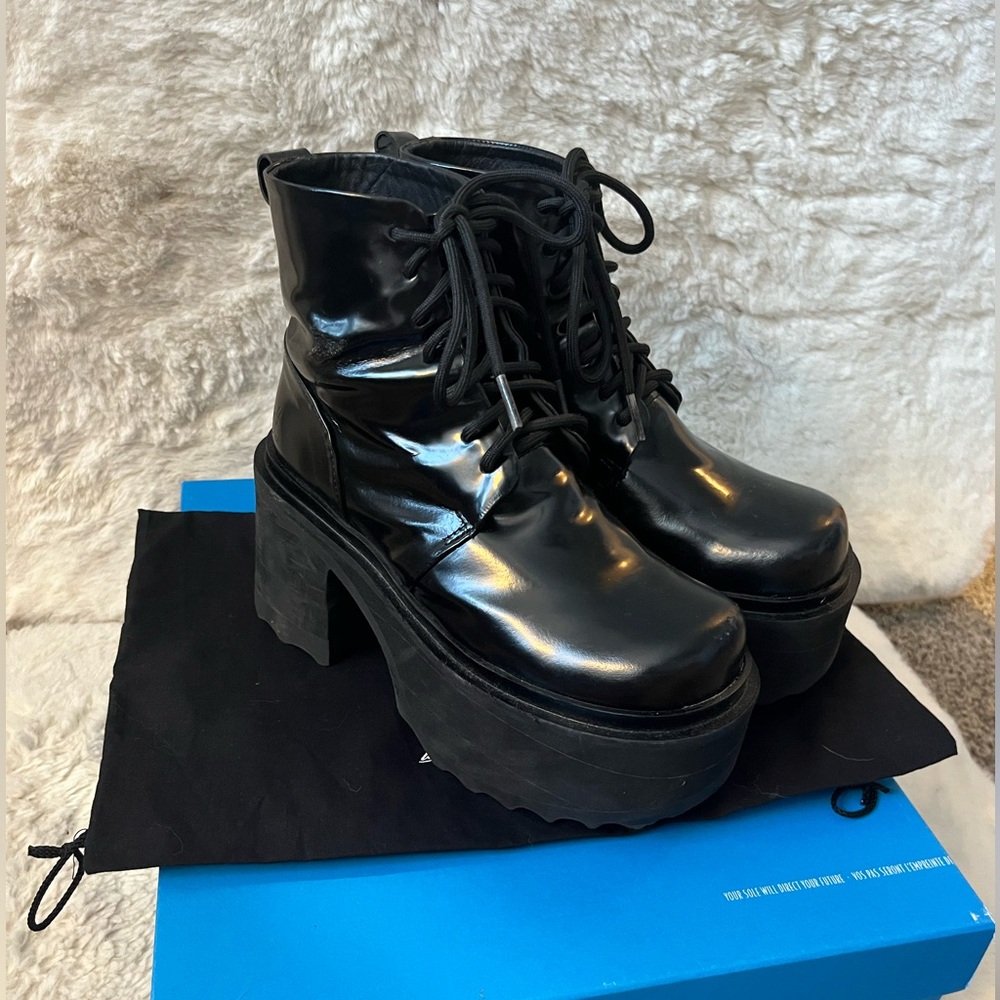 Fluevog Skyhigh F Smarty Boots
